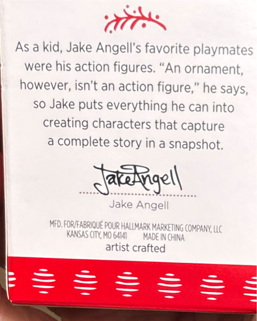 Hallmark keepsake ornament Superman Justice league 2017 miniature  vinyl figure collectible [Barcode 763795250318] - Main Image 3