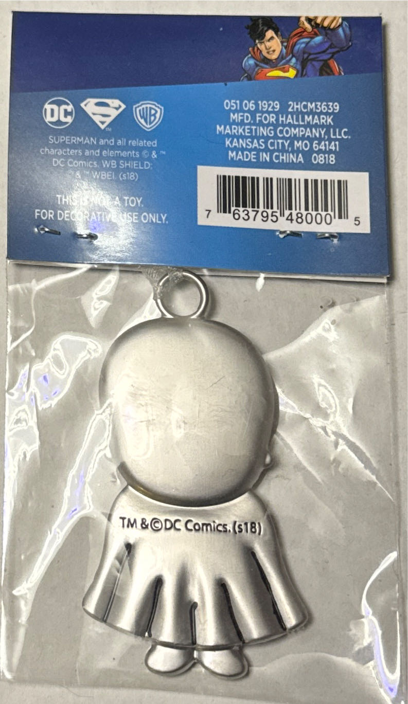 Hallmark metal Superman ornament  vinyl figure collectible - Main Image 2