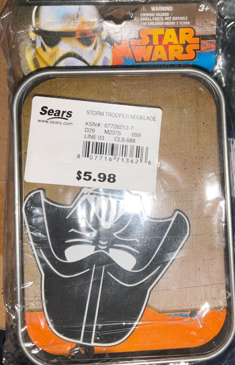 Darth Vader-Star Wars Necklace Darth Vader - Star Wars vinyl figure collectible [Barcode 807716713626] - Main Image 2