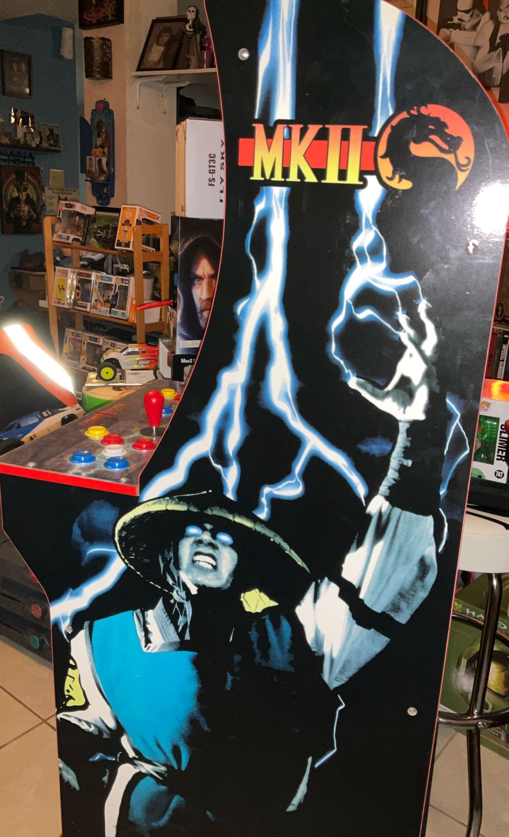 Mortal Kombat Midway Legacy 12-in-1 with riser-Arcade 1Up - Mortal Kombat vinyl figure collectible - Main Image 3