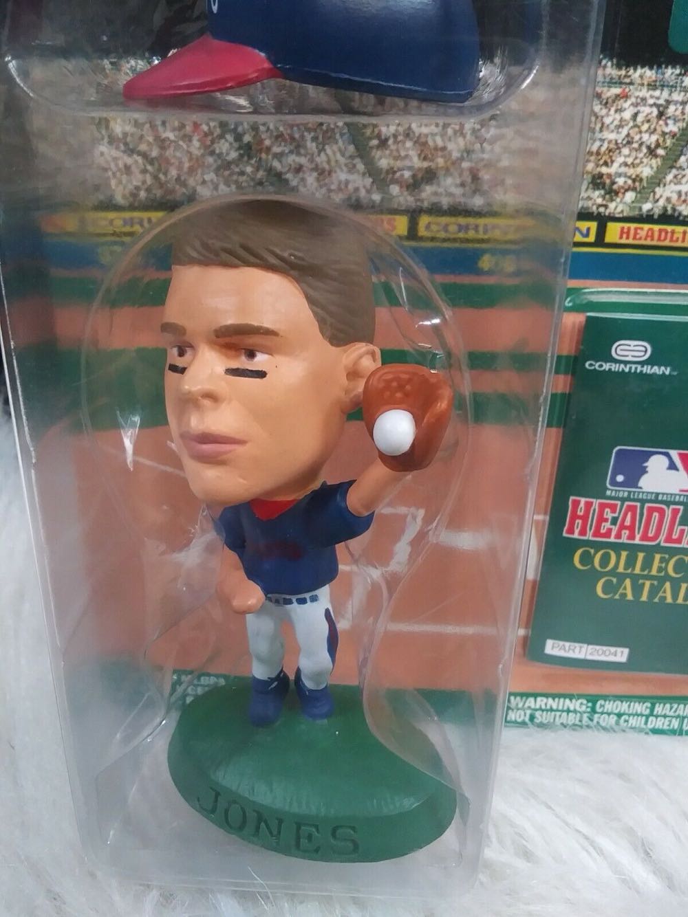 1996 Headliners Chipper Jones 3 Inch Atlanta Braves Corinthian Headliners Chipper Jones Atlanta Mlb New Action Sealed  vinyl figure collectible [Barcode 608326030024] - Main Image 2