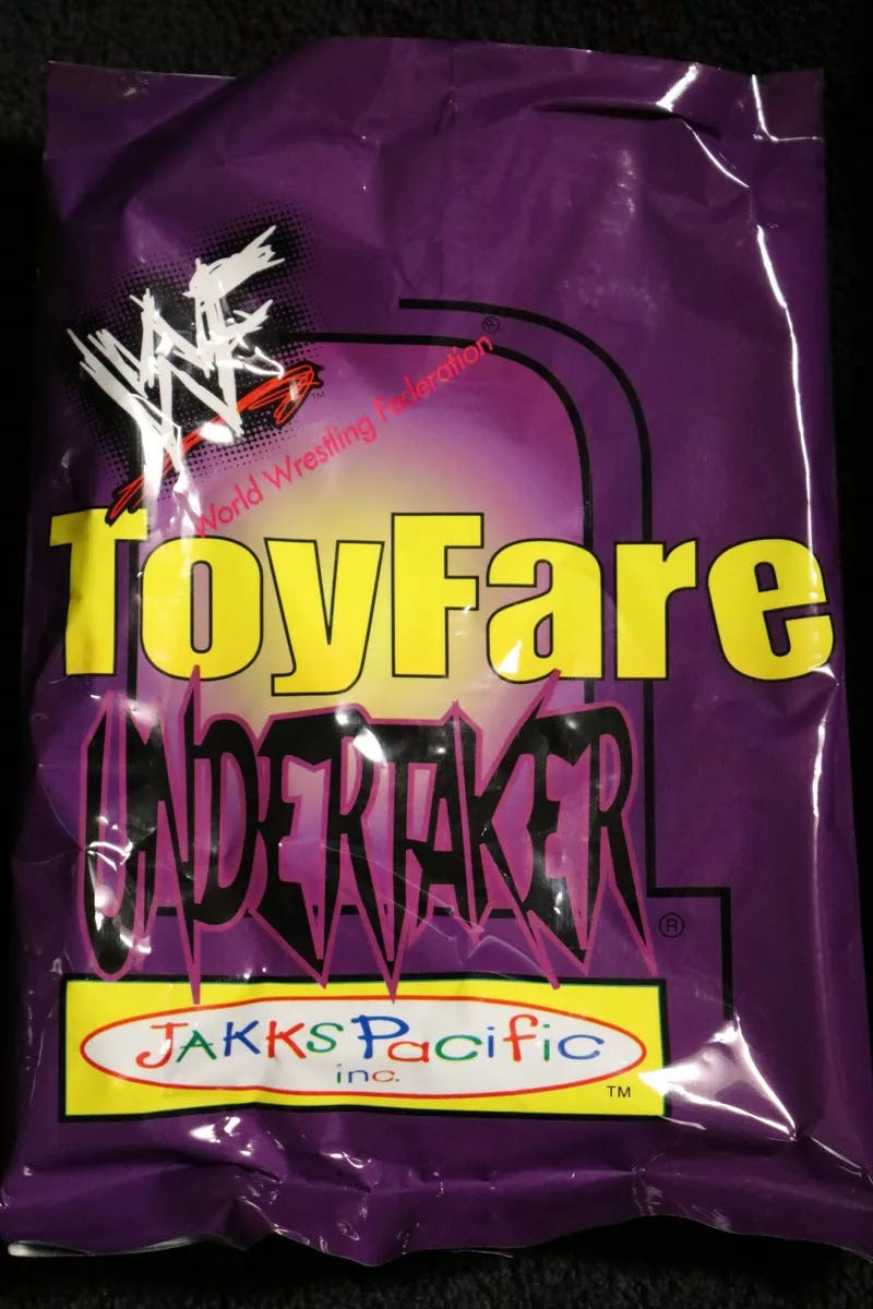 1998 WF Toyfare Undertaker Undertaker WWF ToyFare Exclusive Undertaker Figure by Jakks Pacific MIB, w/Bag  vinyl figure collectible - Main Image 4