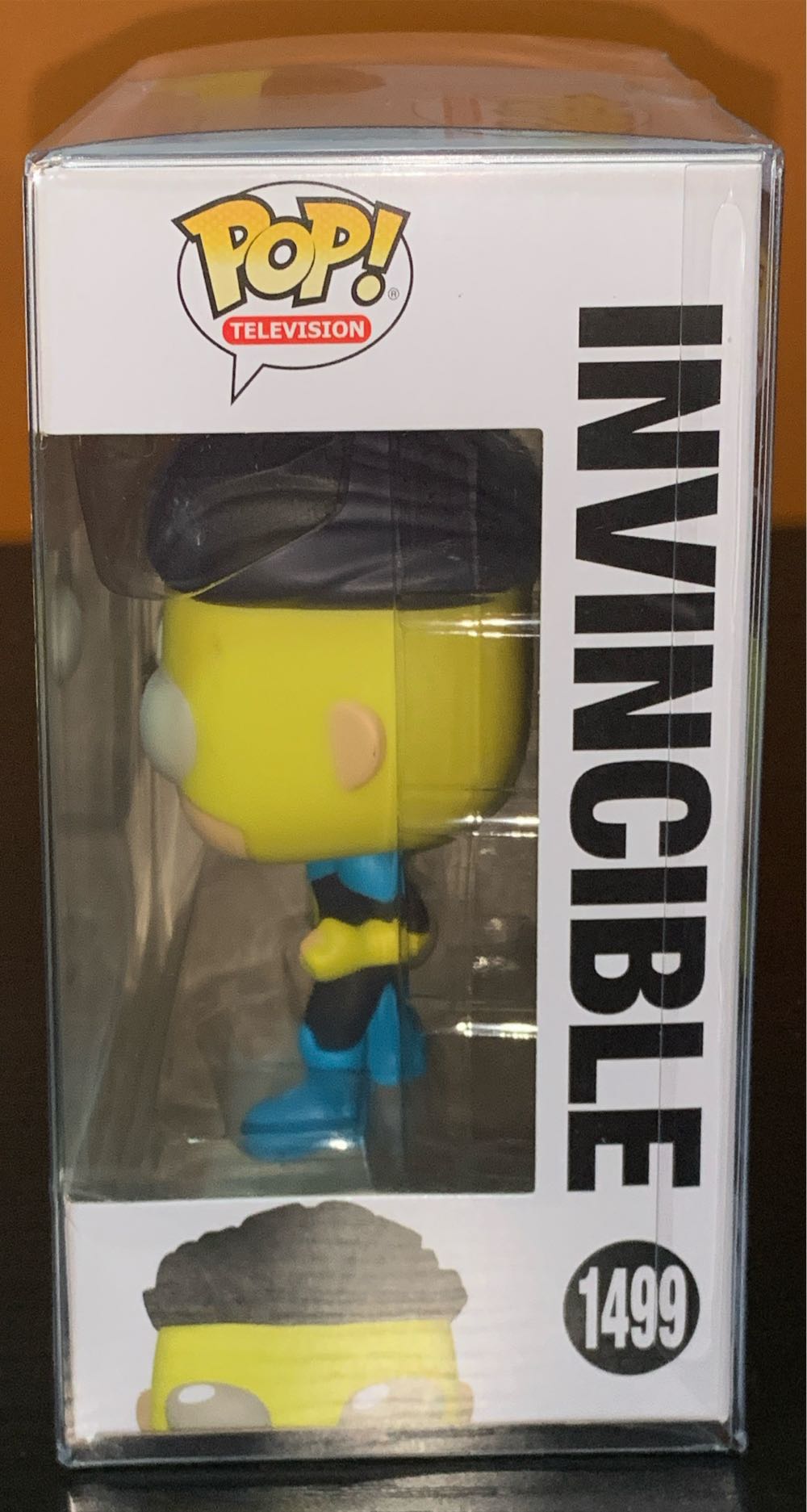 Invincible - Infinity Warps vinyl figure collectible [Barcode 889698758673] - Main Image 2