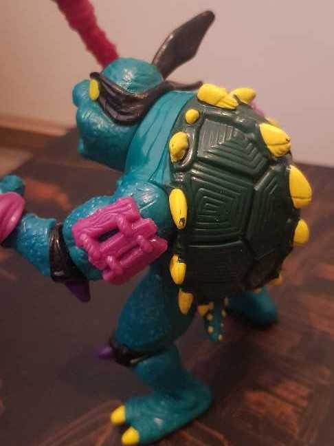 TMNT Mutant Mayhem: Superfly Fly Guy - Teenage Mutant Ninja Turtles vinyl figure collectible [Barcode 043377832874] - Main Image 3