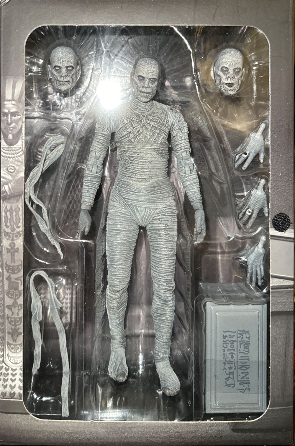 The Mummy - Universal Monsters vinyl figure collectible [Barcode 634482048122] - Main Image 2