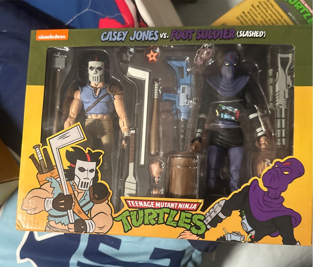 Cartoon 2-pack Casey Jones and Slashed Foot - Teenage Mutant Ninja Turtles vinyl figure collectible [Barcode 634482541203] - Main Image 2