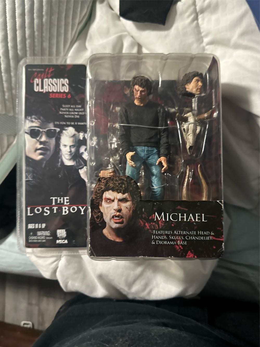 Boys David Action Neca Reel Cult Classics The Lost Boys Series 6 Replacement 1st  vinyl figure collectible [Barcode 634482607503] - Main Image 2