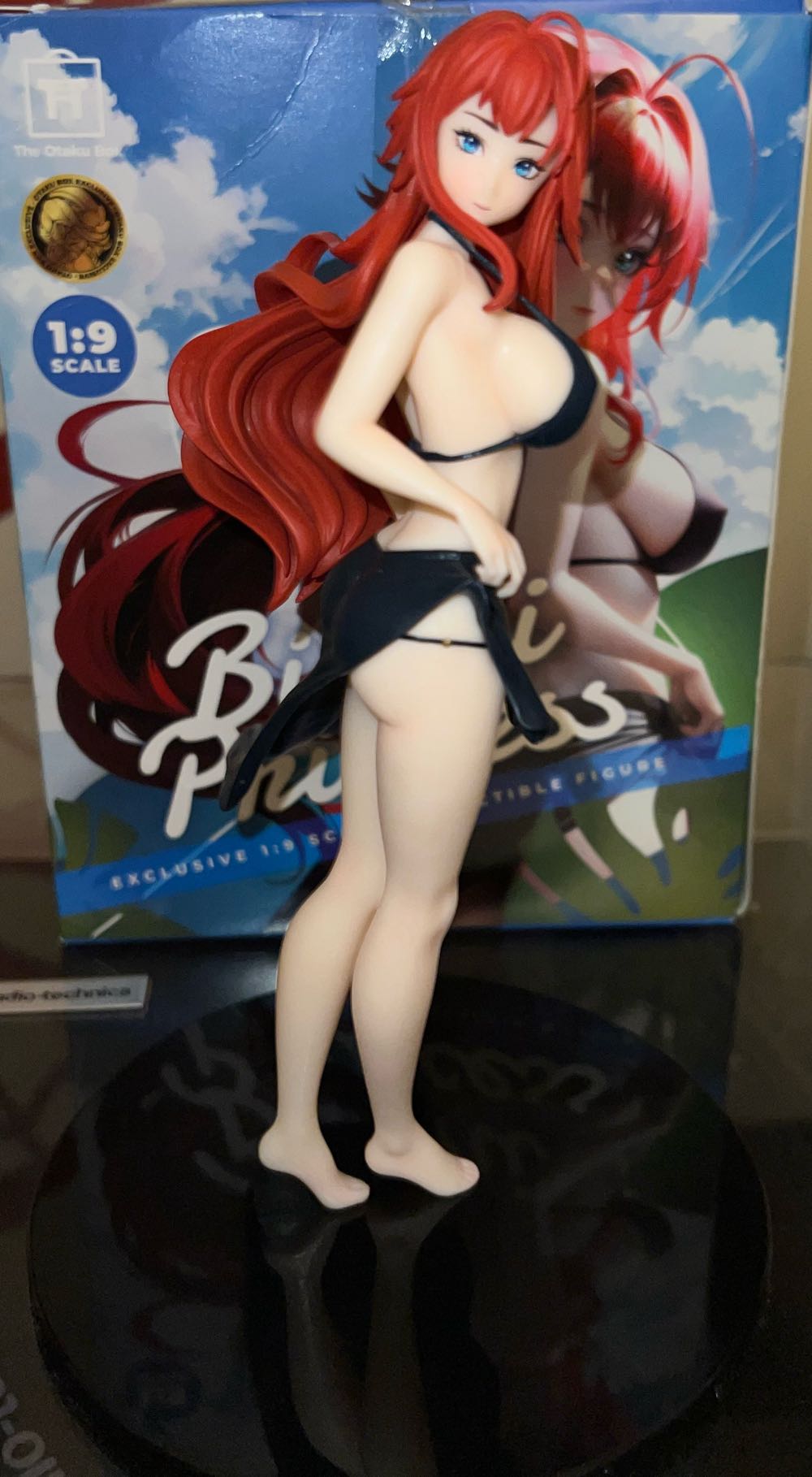 Bikini Princess  vinyl figure collectible - Main Image 2