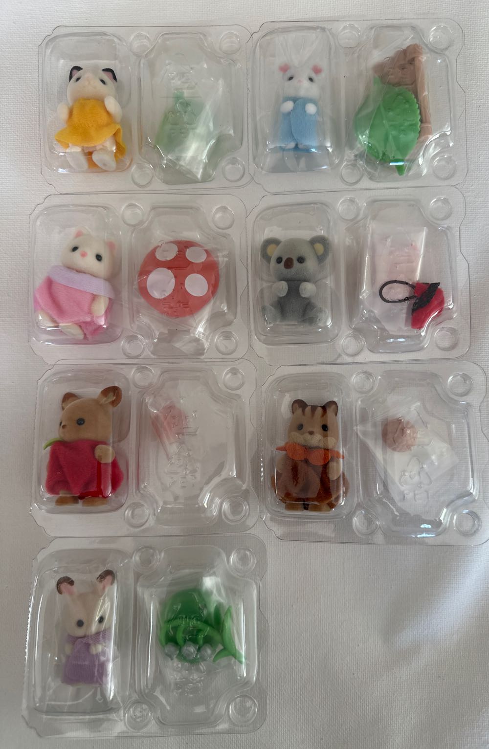 Sylvanian Families Baby Collection Let’s Play Forest Series Doll  vinyl figure collectible [Barcode 4905040153272] - Main Image 2