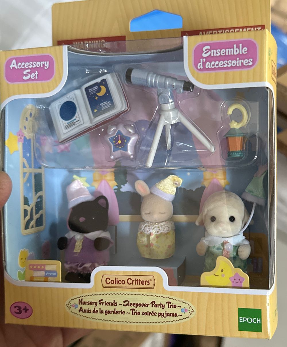 Calico Critters Nursery Friends Sleepover Party Trio  vinyl figure collectible [Barcode 020373221734] - Main Image 2