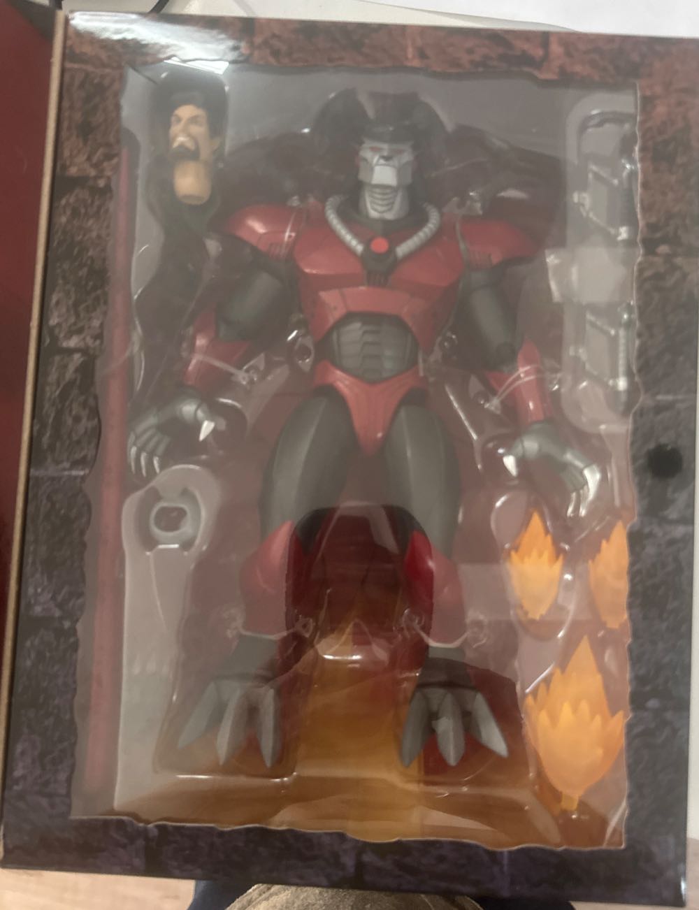 Neca Gargoyles: Armored Xanatos  vinyl figure collectible [Barcode 634482345078] - Main Image 2