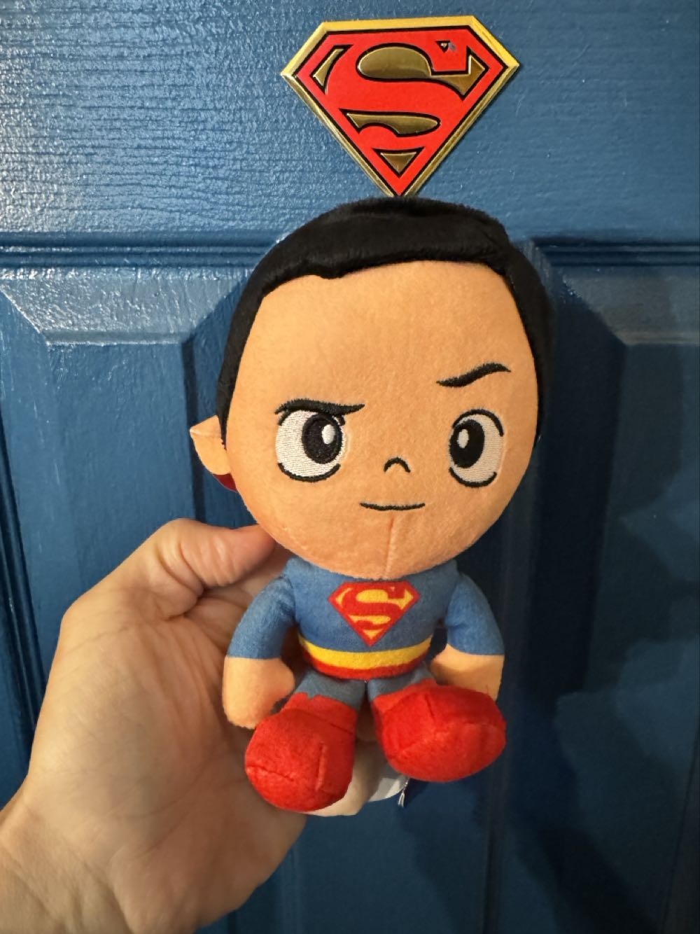 Dc Justice League™ 7.25-inch Bean Buddy Superman™  vinyl figure collectible [Barcode 886144244971] - Main Image 2