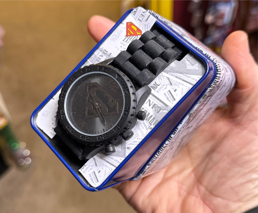 Superman Wrist Watch Battery Operated In A Superman Newspaper Print Tin  vinyl figure collectible - Main Image 2