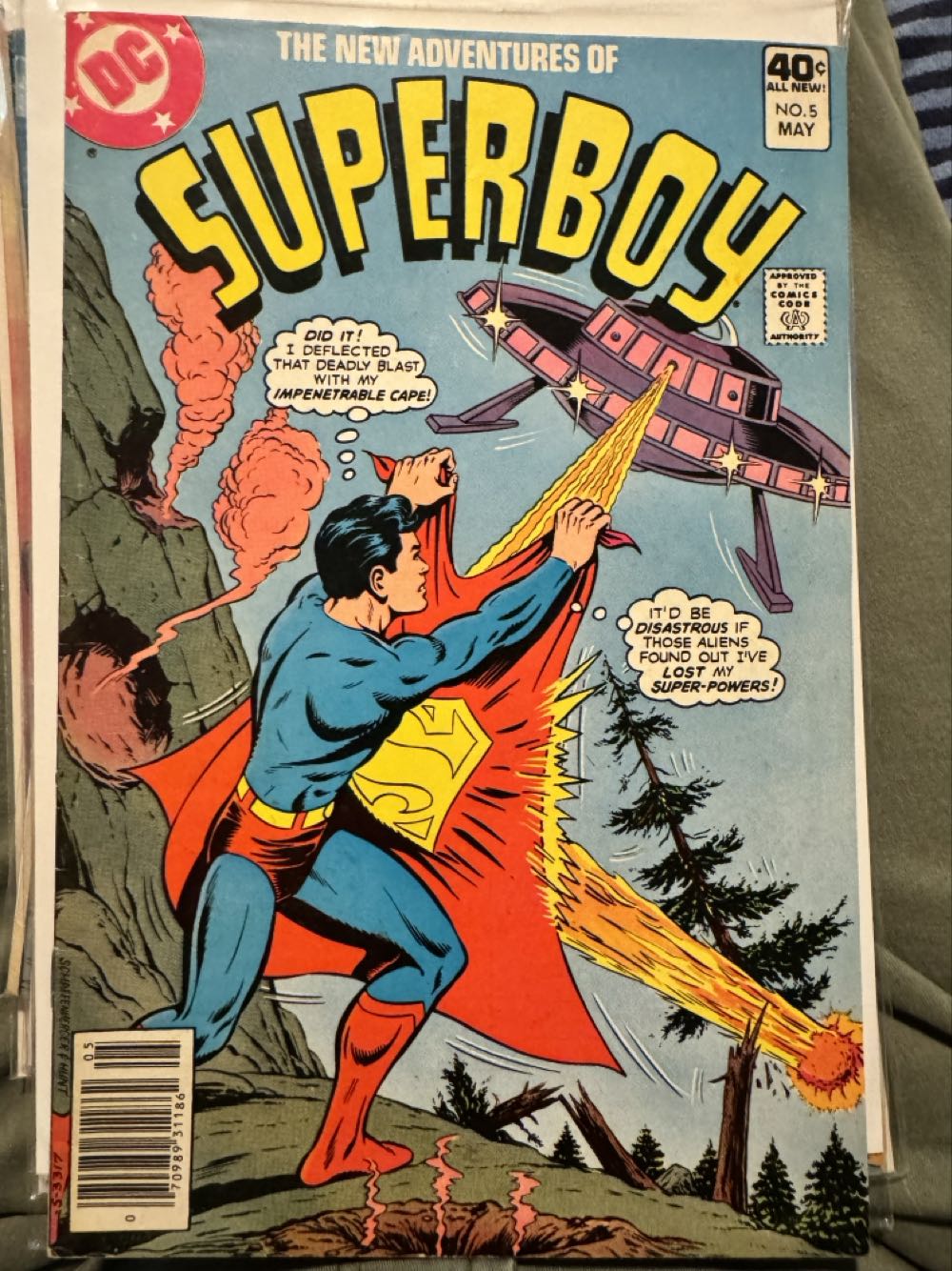 Nooks: Gremlins: Stripe