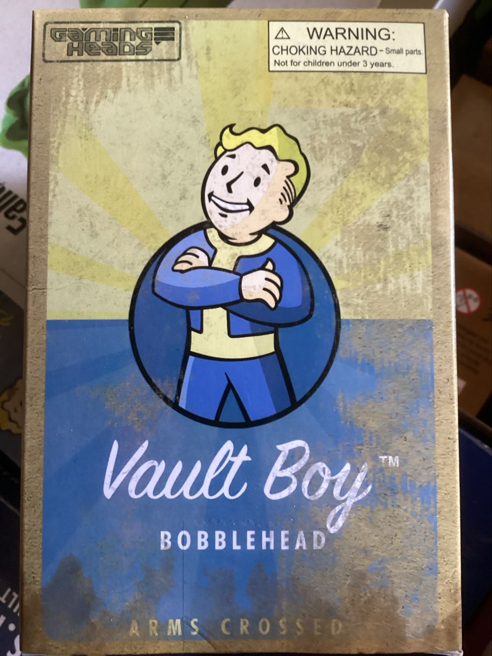 Vault Boy  vinyl figure collectible [Barcode 5060254181738] - Main Image 2