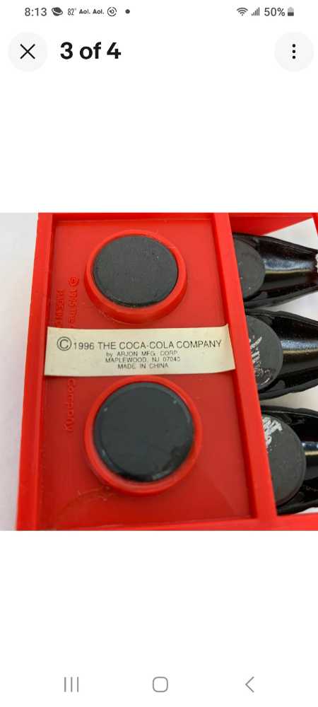 Coca-Cola Magnets Crate Of Removable Bottles Of Coke 1996 - Coca-Cola vinyl figure collectible - Main Image 3