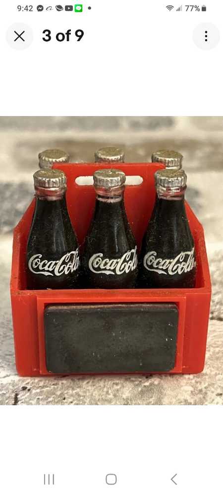 Coca-Cola Magnets 6 Pack Coke Bottles In Carrier With Handle - Coca-Cola vinyl figure collectible - Main Image 2