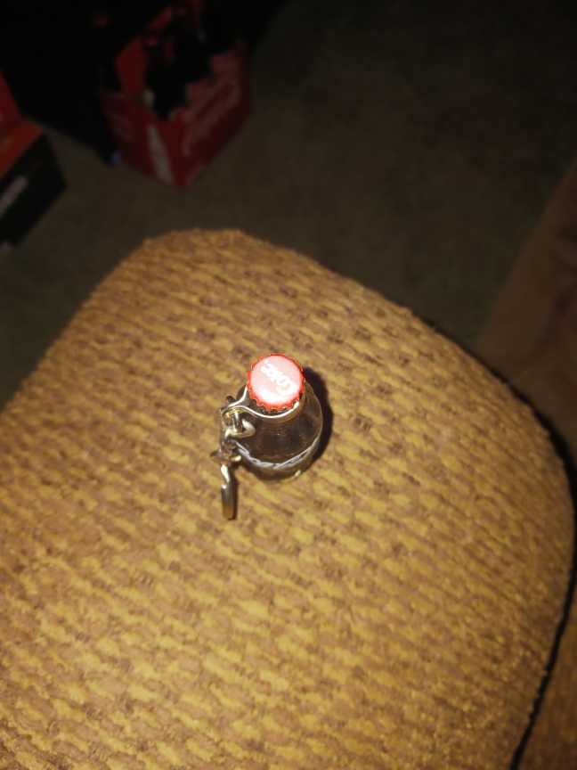 Coca-Cola Miniature Keychain Coke Bottle With Liquid 2006 - Coca-Cola vinyl figure collectible - Main Image 2