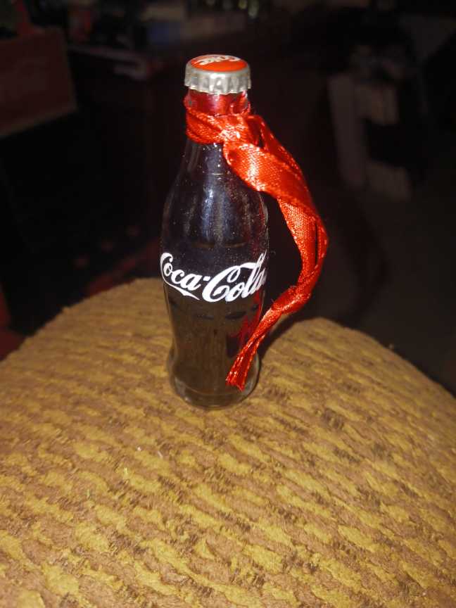 Coca-Cola Miniature Coke Christmas 1957 Liquid Filled Bottle  - Coca-Cola vinyl figure collectible - Main Image 2