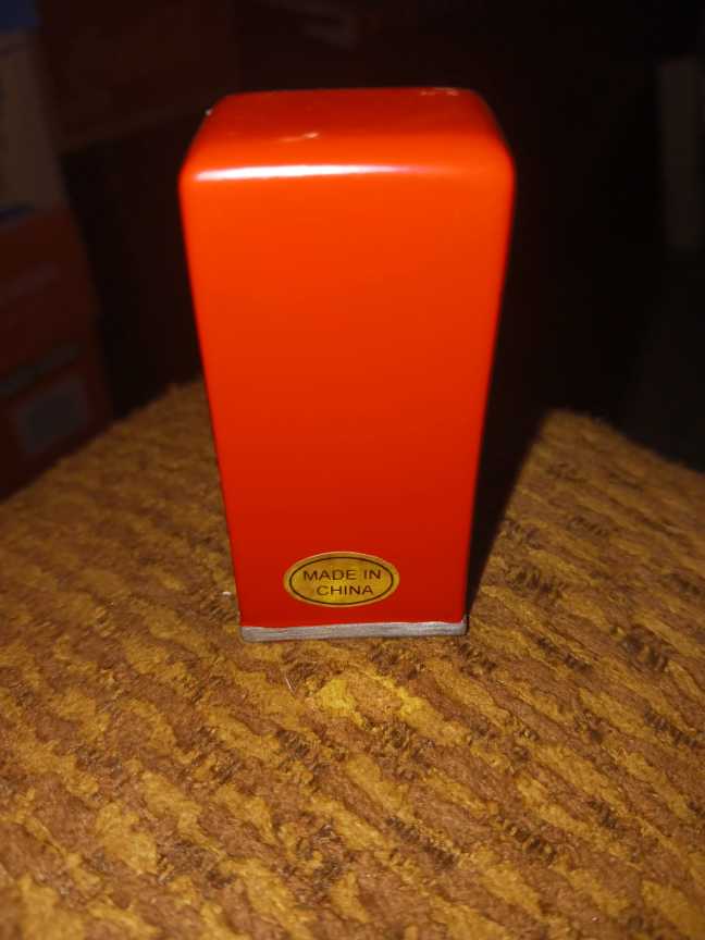 Coca-Cola Town Square Collection Coke Machine (Red)2001 - Coca-Cola vinyl figure collectible - Main Image 2