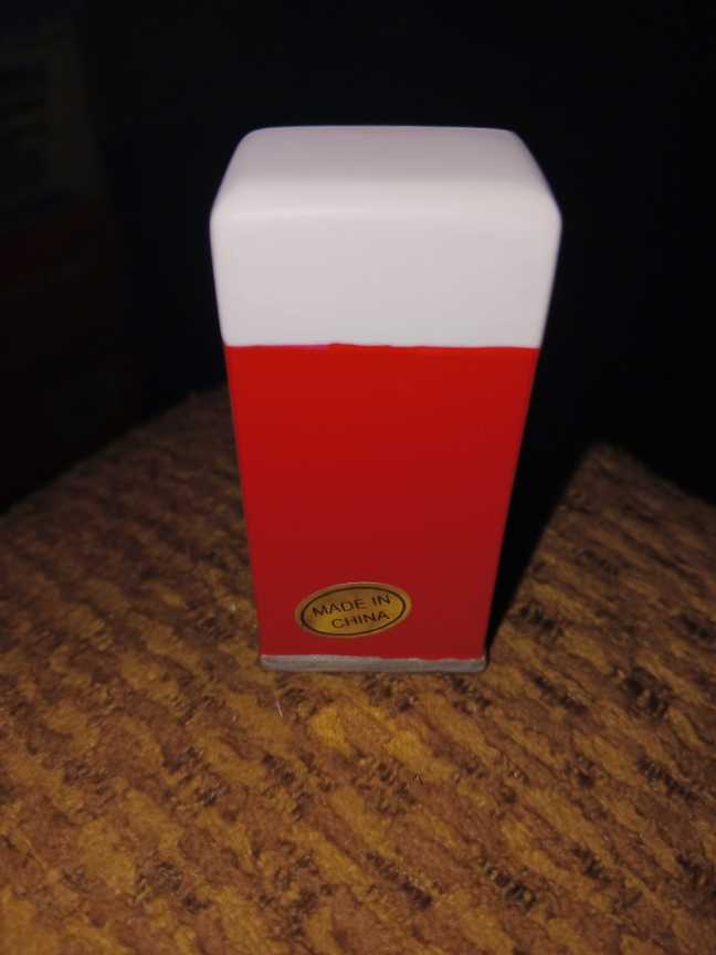 Coca-Cola Town Square Collection Coke Machine (Red & White) - Coca-Cola vinyl figure collectible - Main Image 2