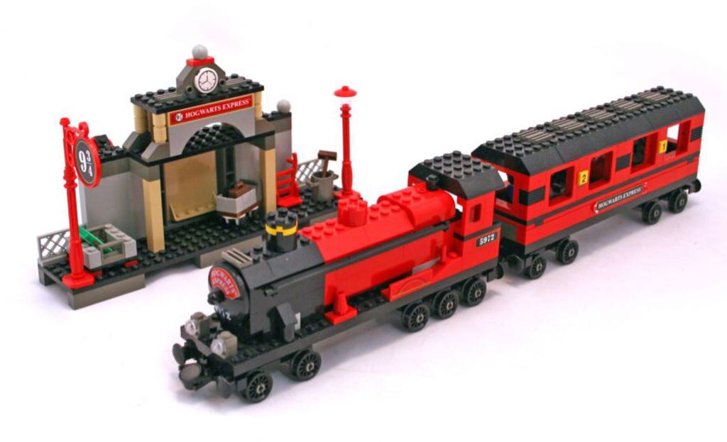 Harry Potter Hogwarts Express #4708 - Harry Potter lego collectible [Barcode 042884047085] - Main Image 2