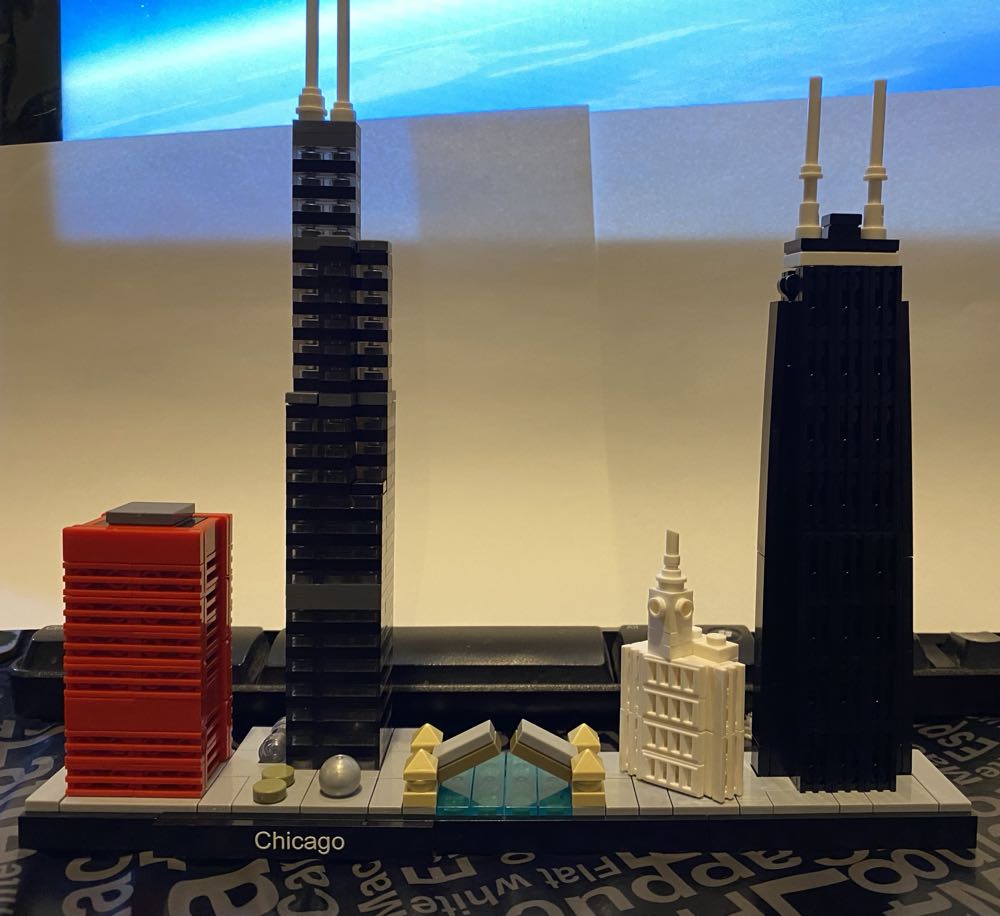 Chicago - Architecture lego collectible [Barcode 673419264402] - Main Image 3