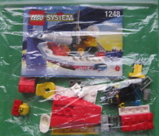 Fire Boat - City lego collectible [Barcode 042884012489] - Main Image 2