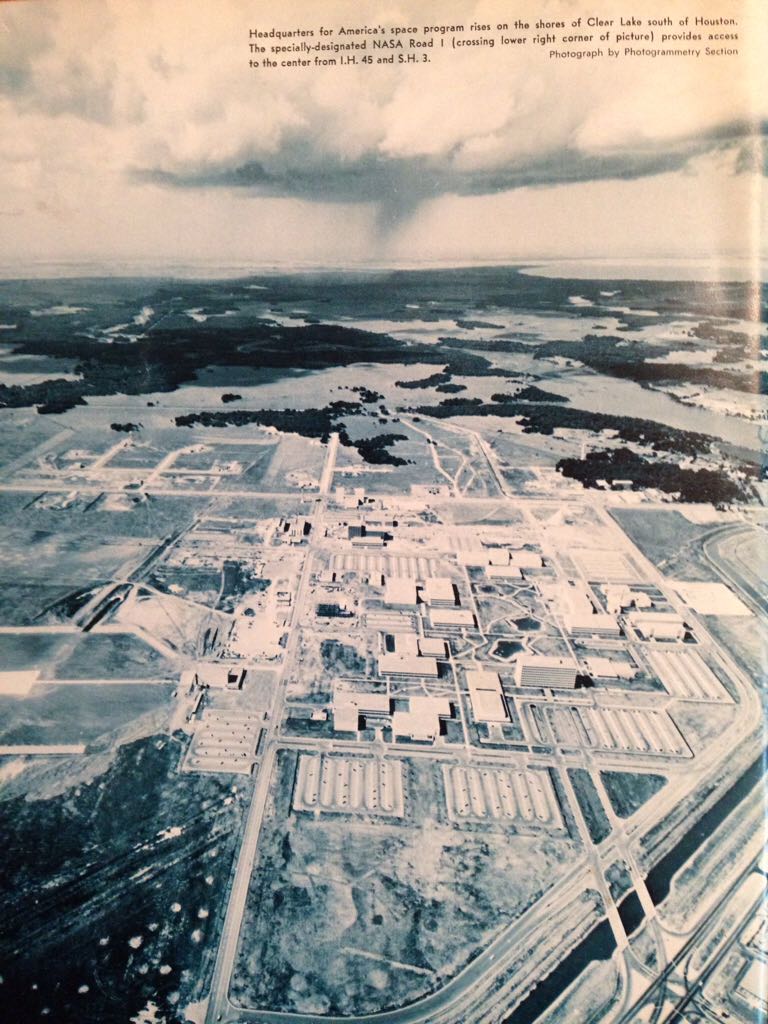 Texas Highways  (October) magazine collectible - Main Image 2