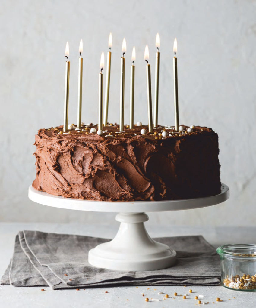 Bake from Scratch  2019 Cakes  magazine collectible - Main Image 2