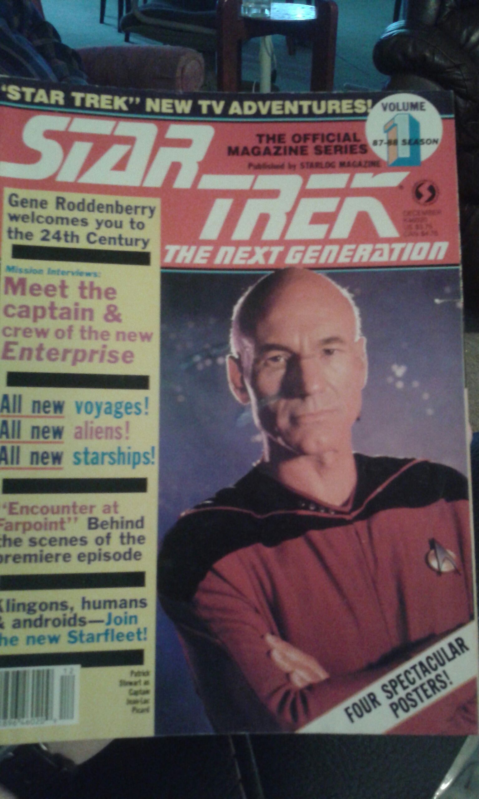 The Official Magazine Series: Star Trek: The Next Generation  (December) magazine collectible - Main Image 1
