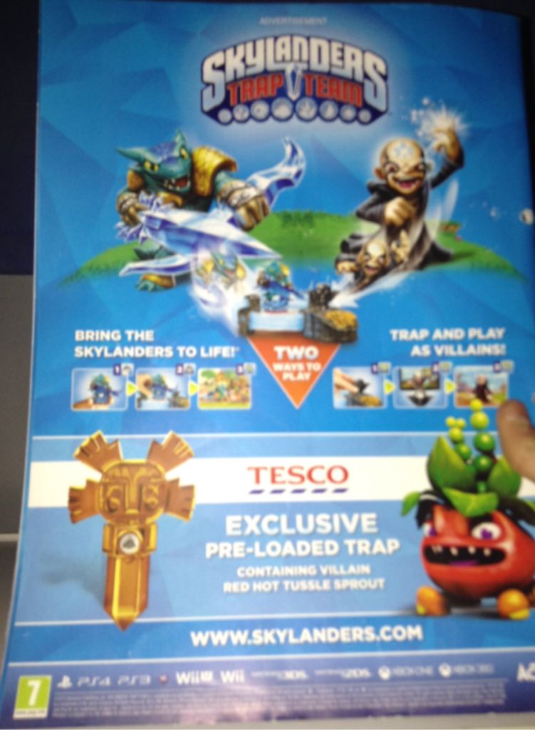 Skylanders Universe Issue 8  (May) magazine collectible - Main Image 2