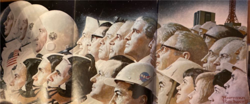 Look  (August) magazine collectible - Main Image 3