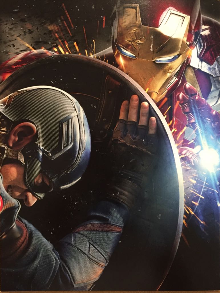 Captain America Civil War: Official Collector’s Edition  (June) magazine collectible - Main Image 2