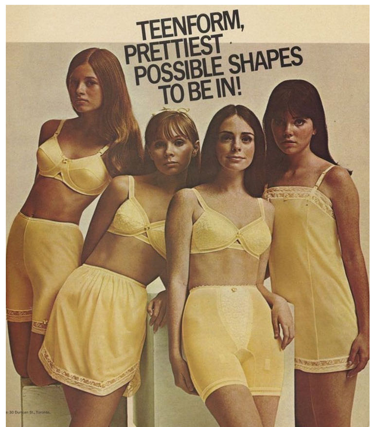 Penthouse  (December) magazine collectible - Main Image 3