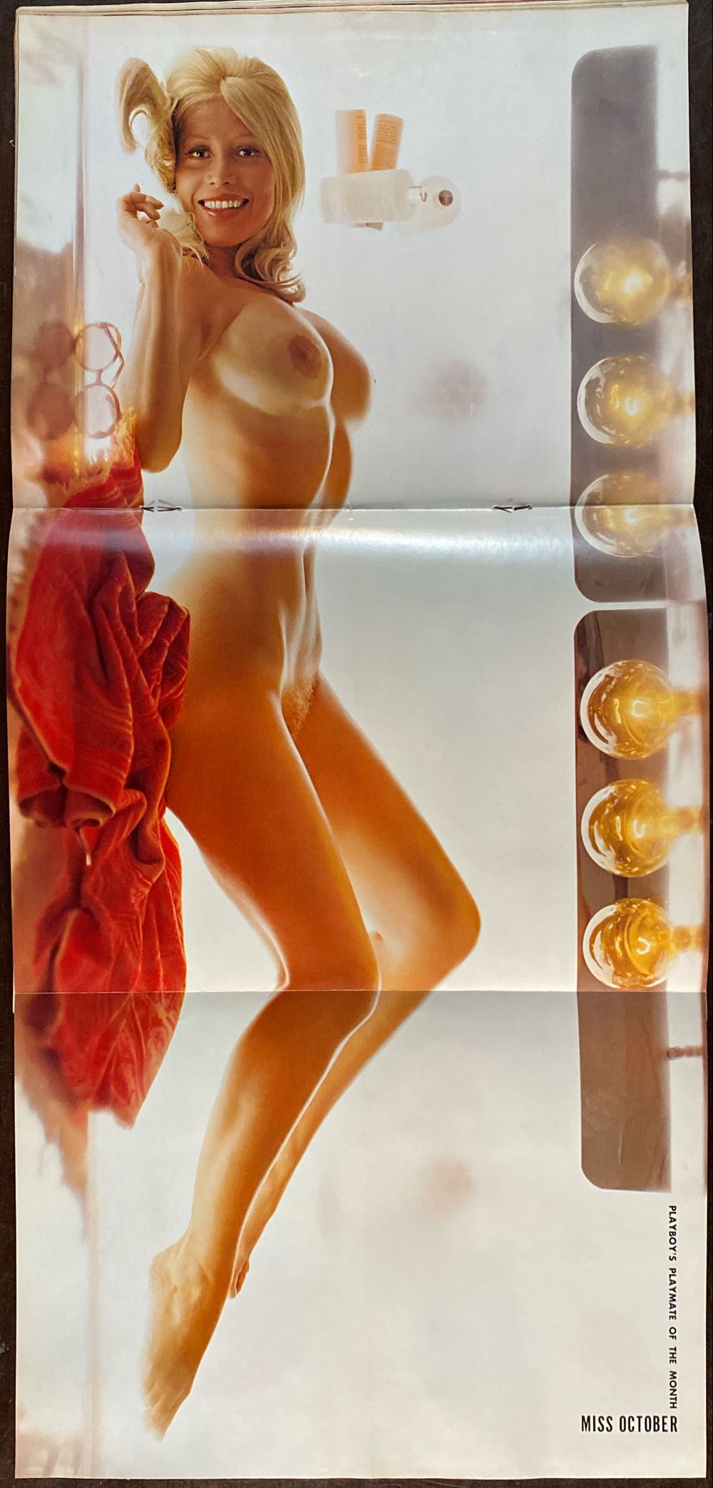 Playboy 1972 - 10  (October) magazine collectible - Main Image 3