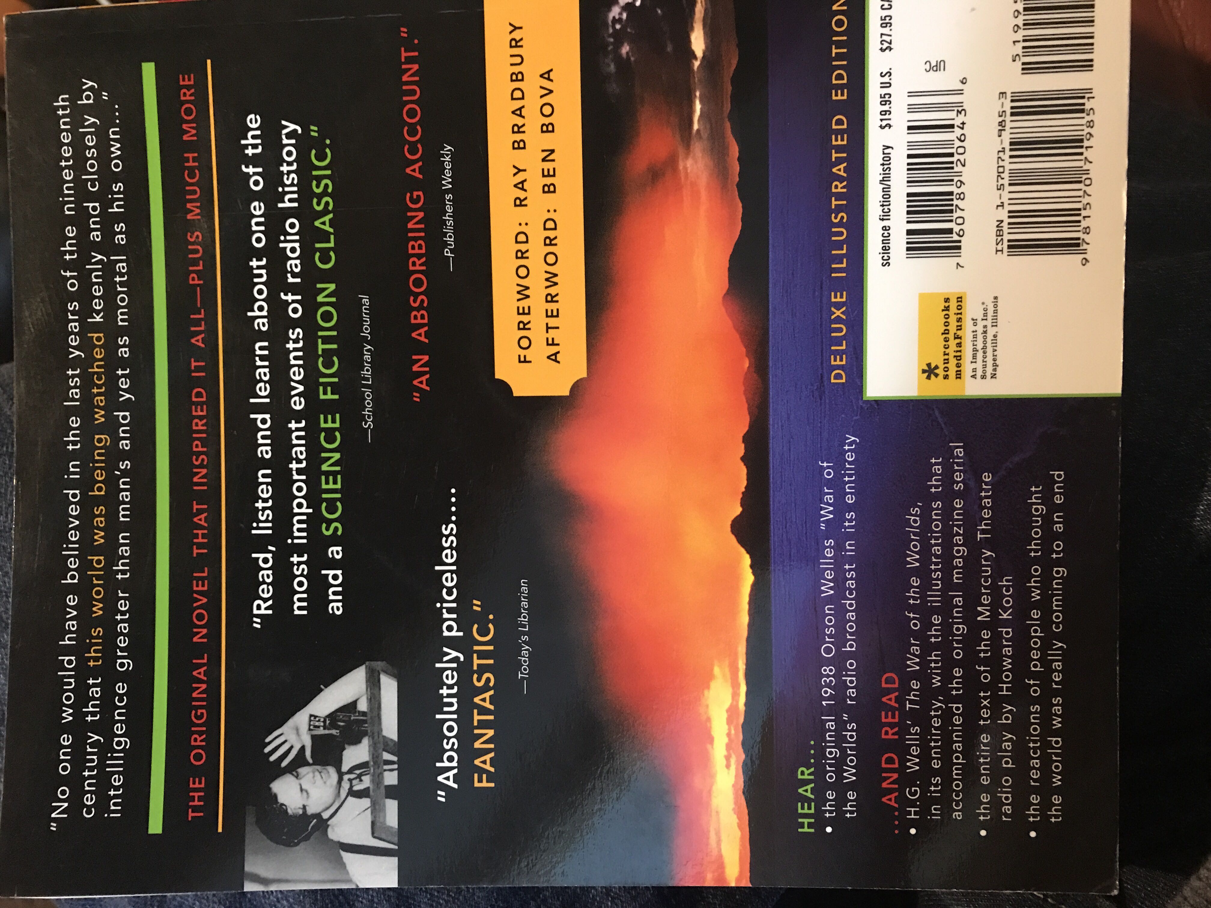 The War Of The Worlds  magazine collectible [Barcode 9781570719851] - Main Image 2