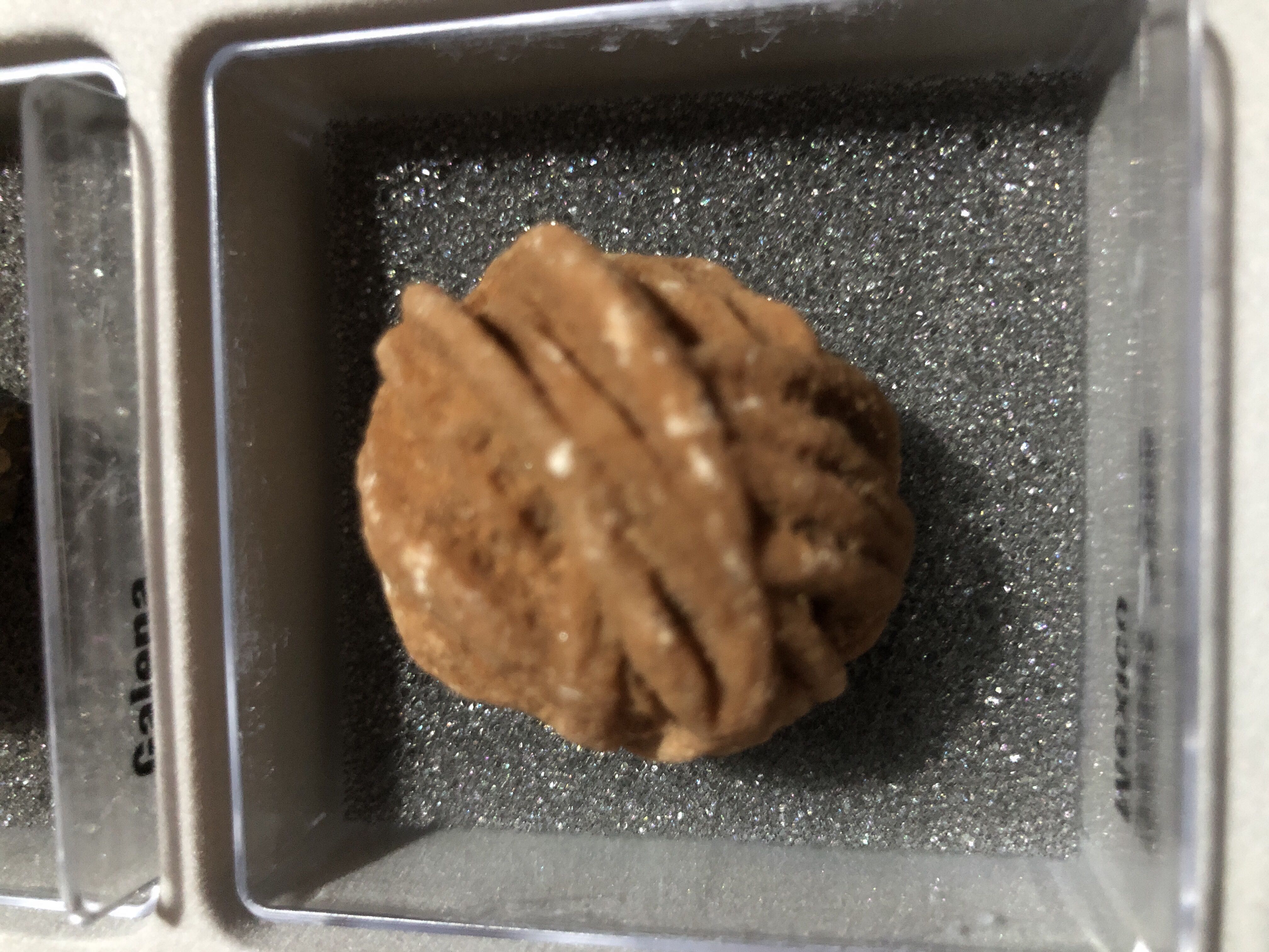 Precious Rocks Gems And Minerals 17  magazine collectible - Main Image 1