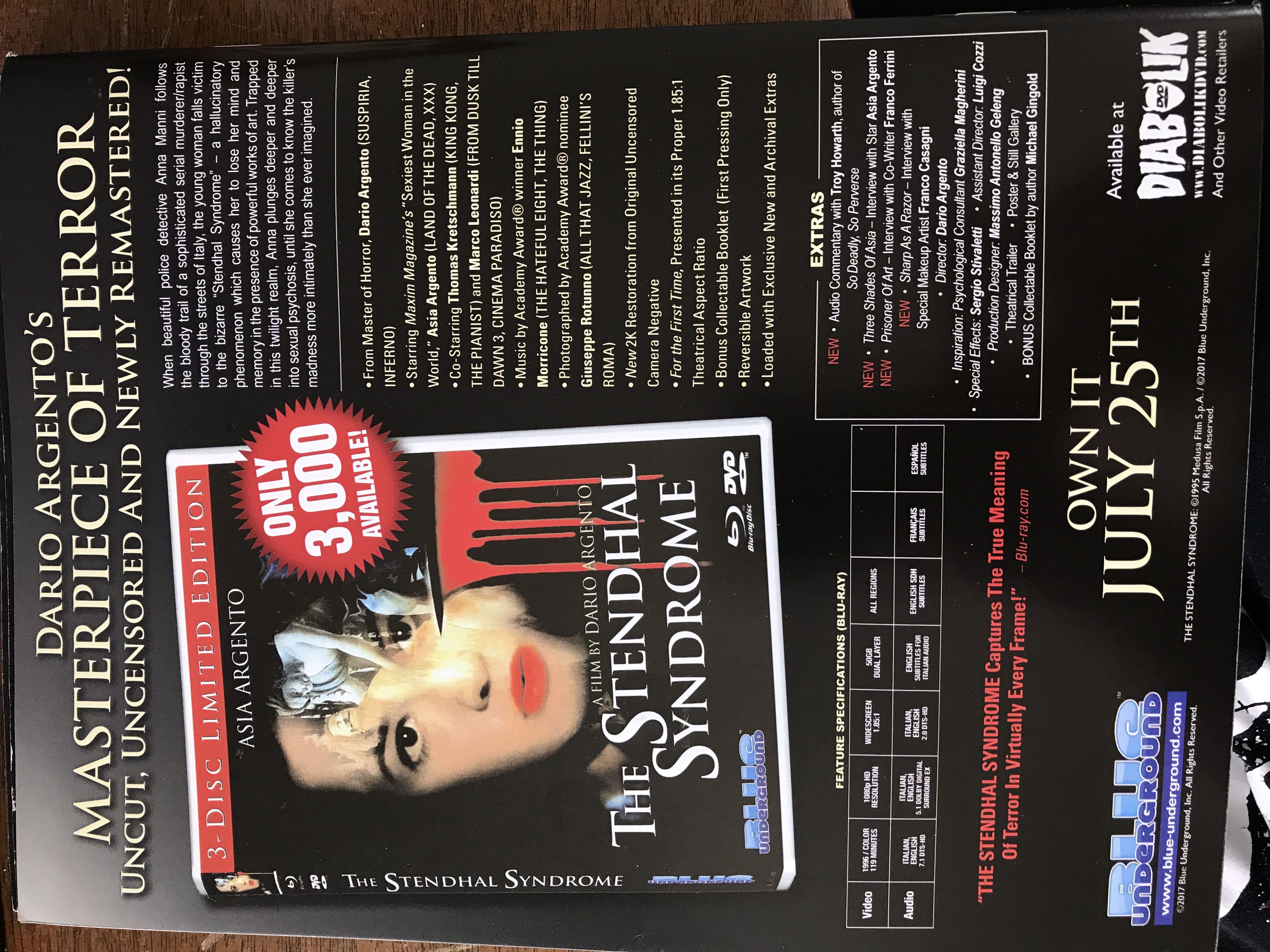 Rue Morgue - 177  (July) magazine collectible [Barcode 074470023722] - Main Image 2