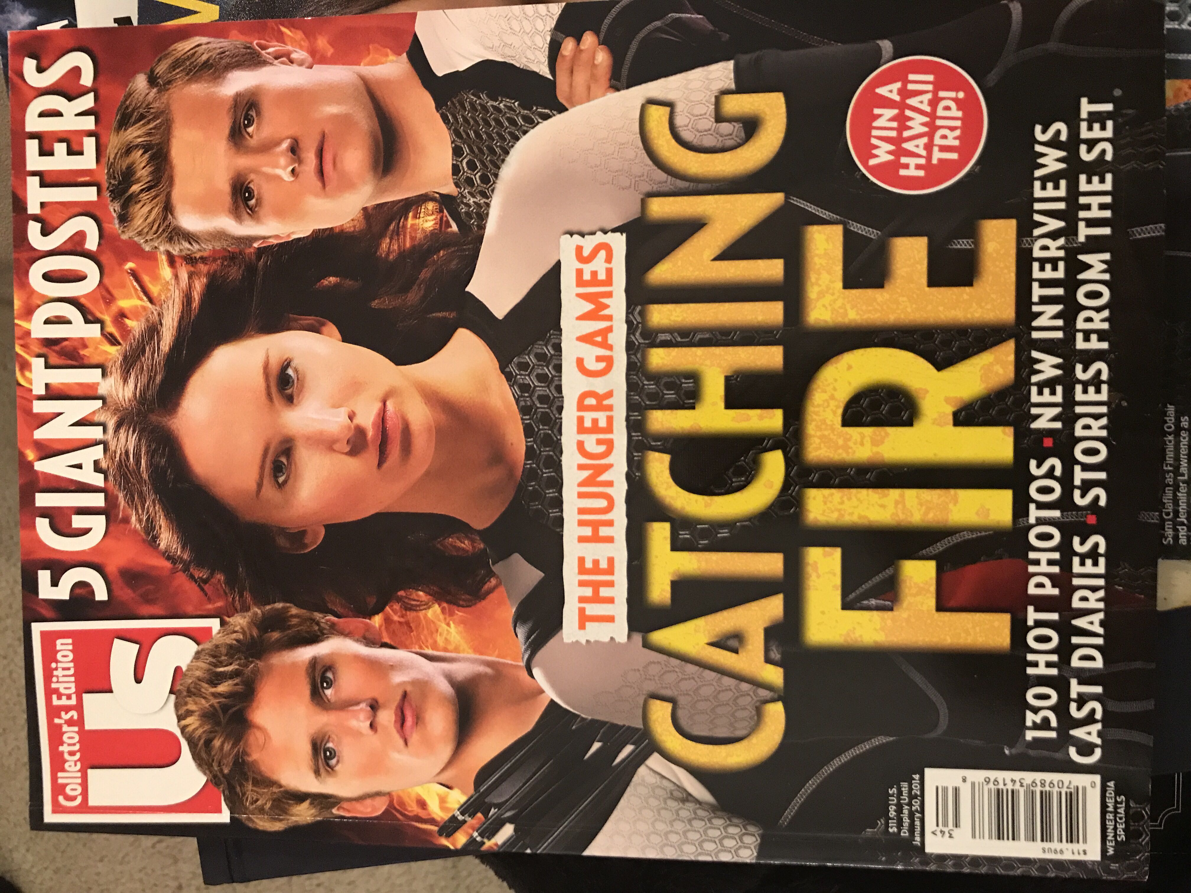 The Hunger Games Catching Fire   (January) magazine collectible [Barcode 070989341968] - Main Image 1