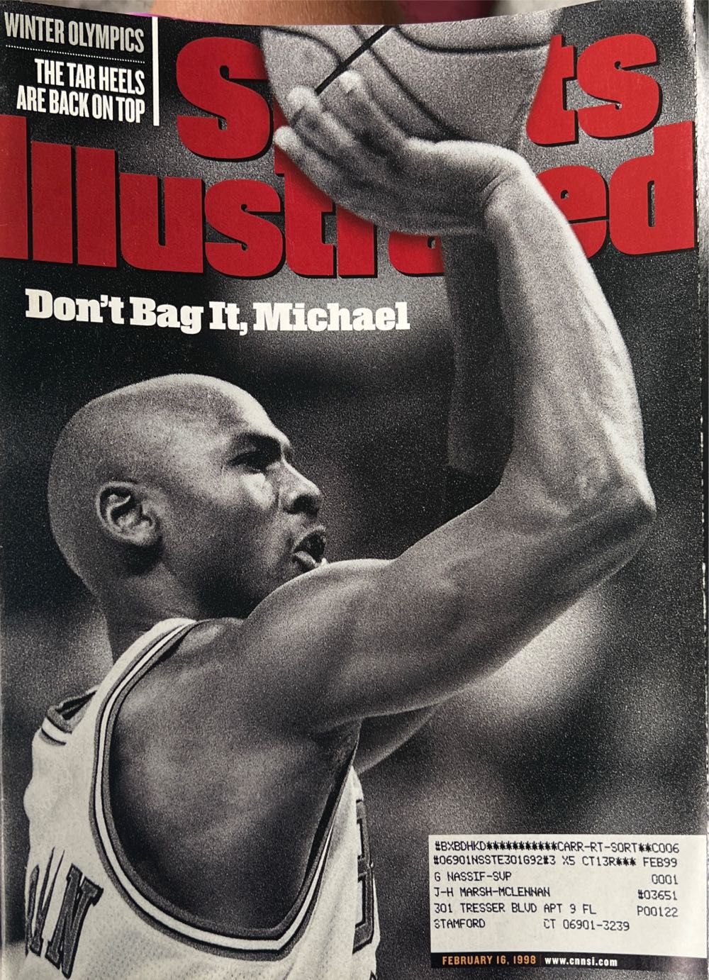 *Taylor Swift Tower Records Bouce Magazine