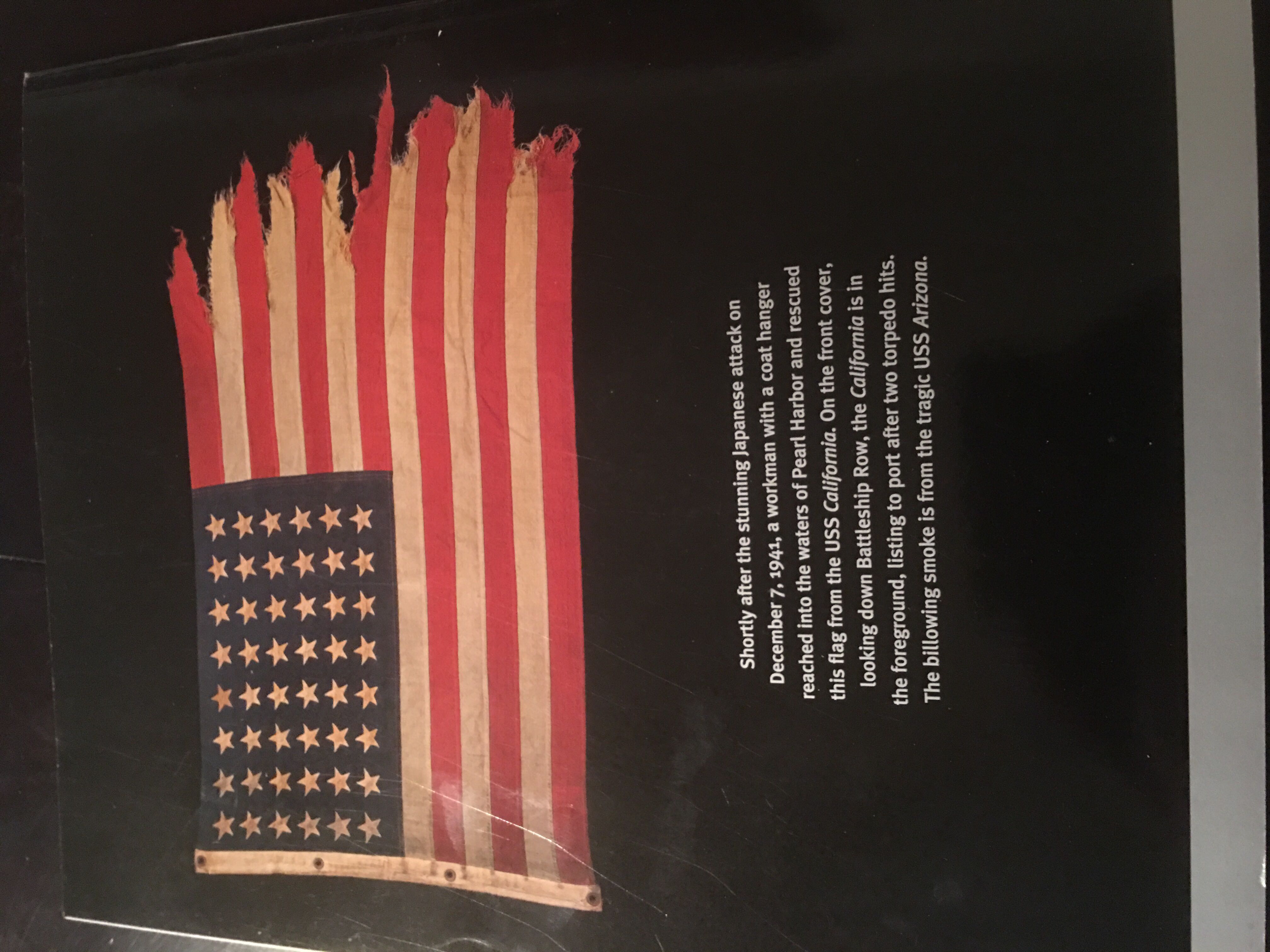 Life Pearl Harbor   (December) magazine collectible [Barcode 725274105267] - Main Image 2