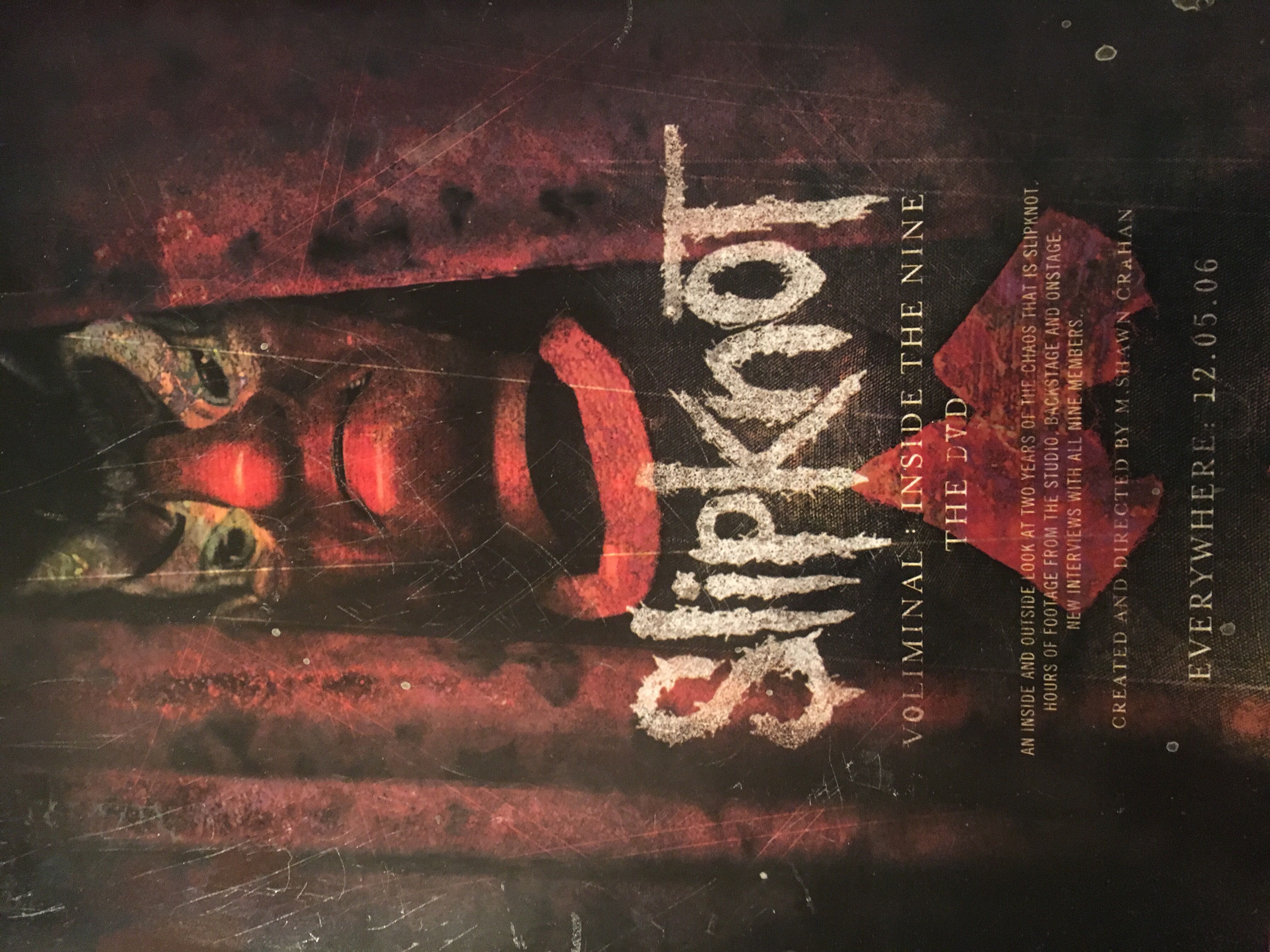 Revolver   (January) magazine collectible [Barcode 074470012757] - Main Image 2