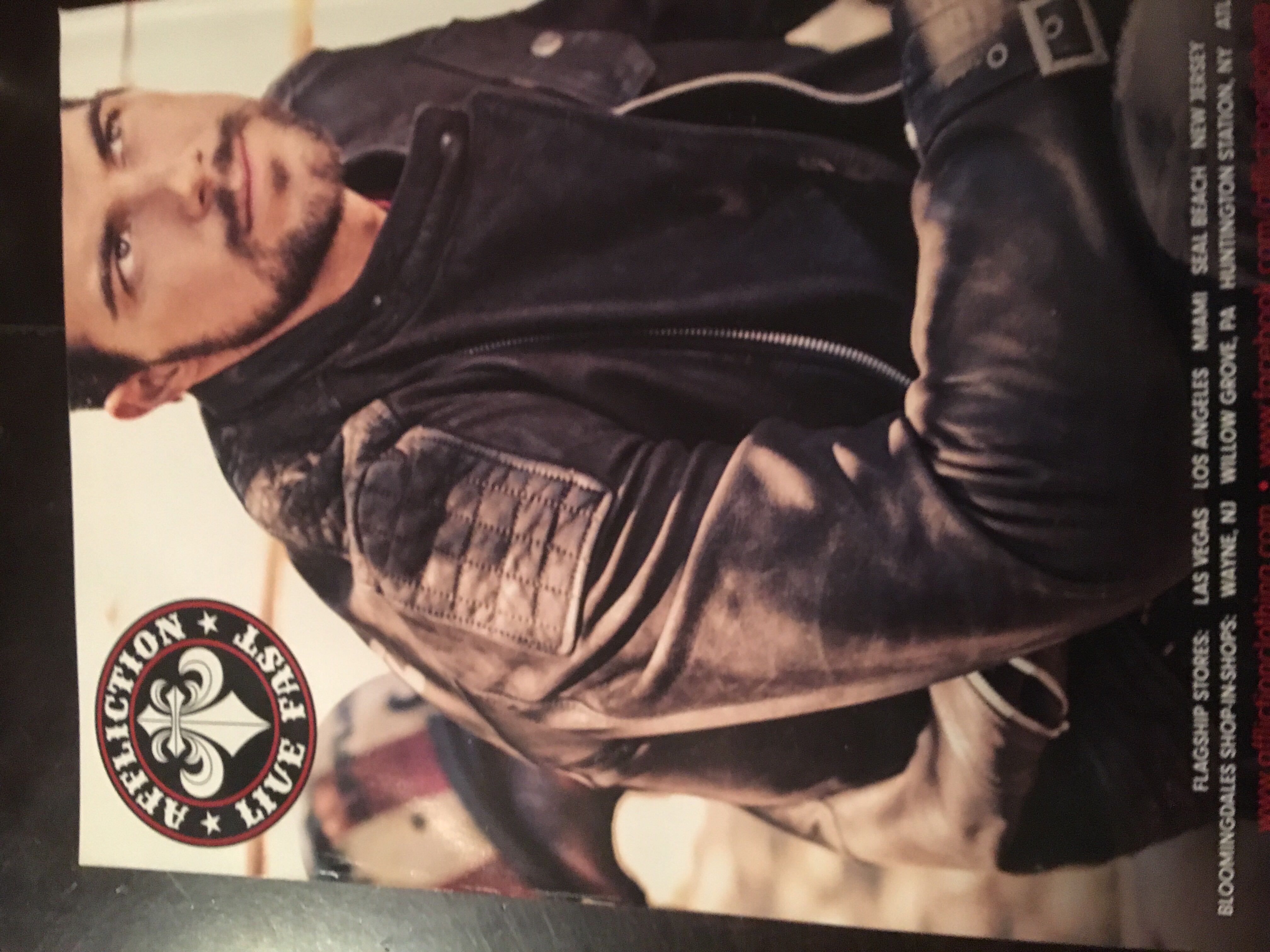 Revolver Mega 100th Issue   (January) magazine collectible [Barcode 074470387459] - Main Image 2