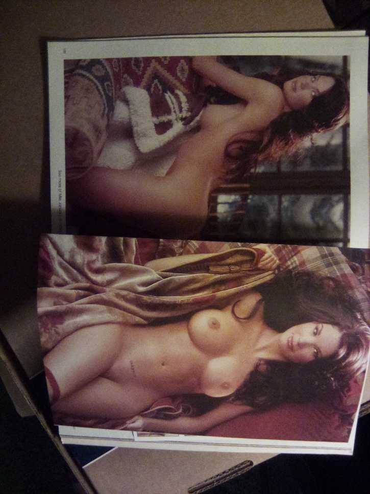 Playboy 2007  (January) magazine collectible [Barcode 030095352708] - Main Image 2