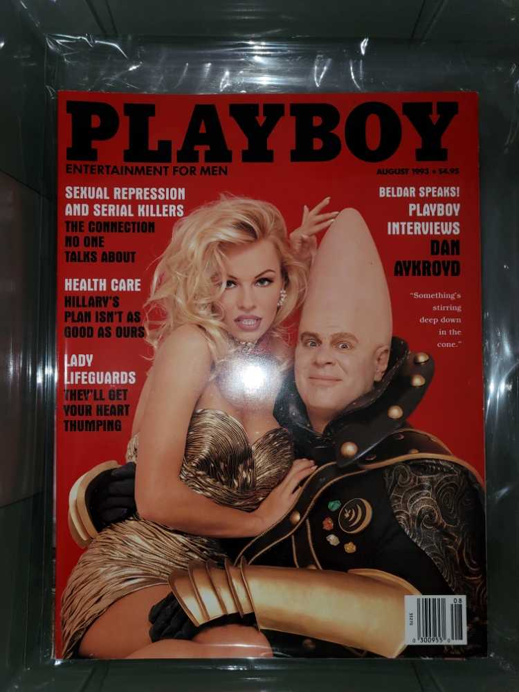 Playboy 1993  (August) magazine collectible [Barcode 03009550] - Main Image 4