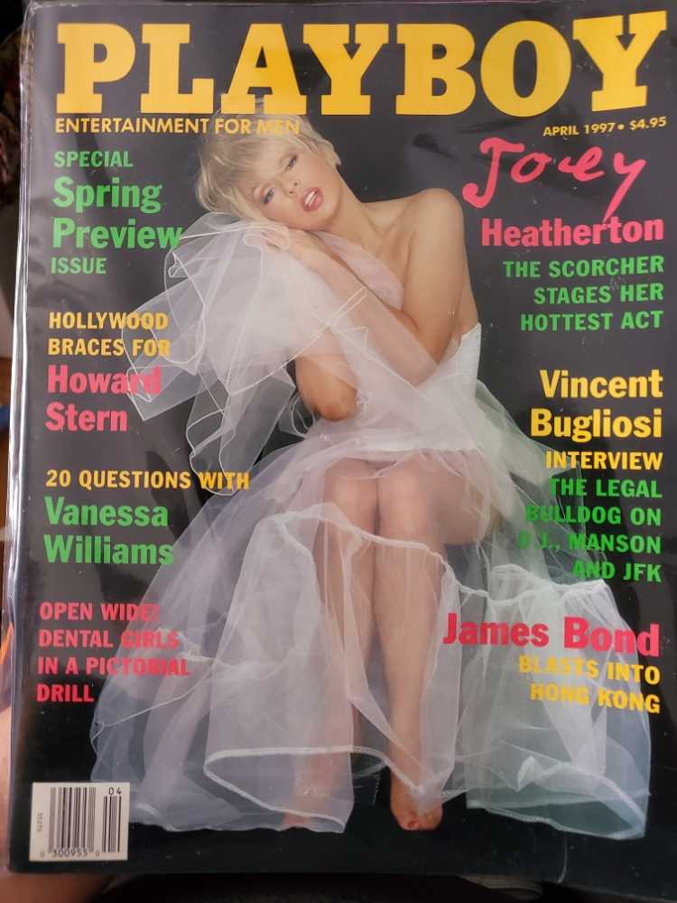 Playboy 1997  (April) magazine collectible [Barcode 03009550] - Main Image 3