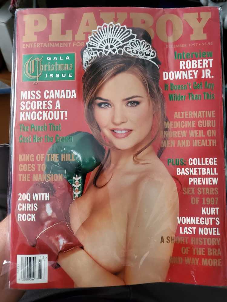 Playboy 1997  (December) magazine collectible [Barcode 03009567] - Main Image 3