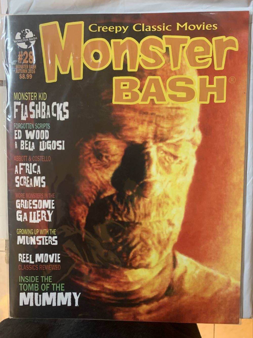 Monster Bash 28  magazine collectible - Main Image 2