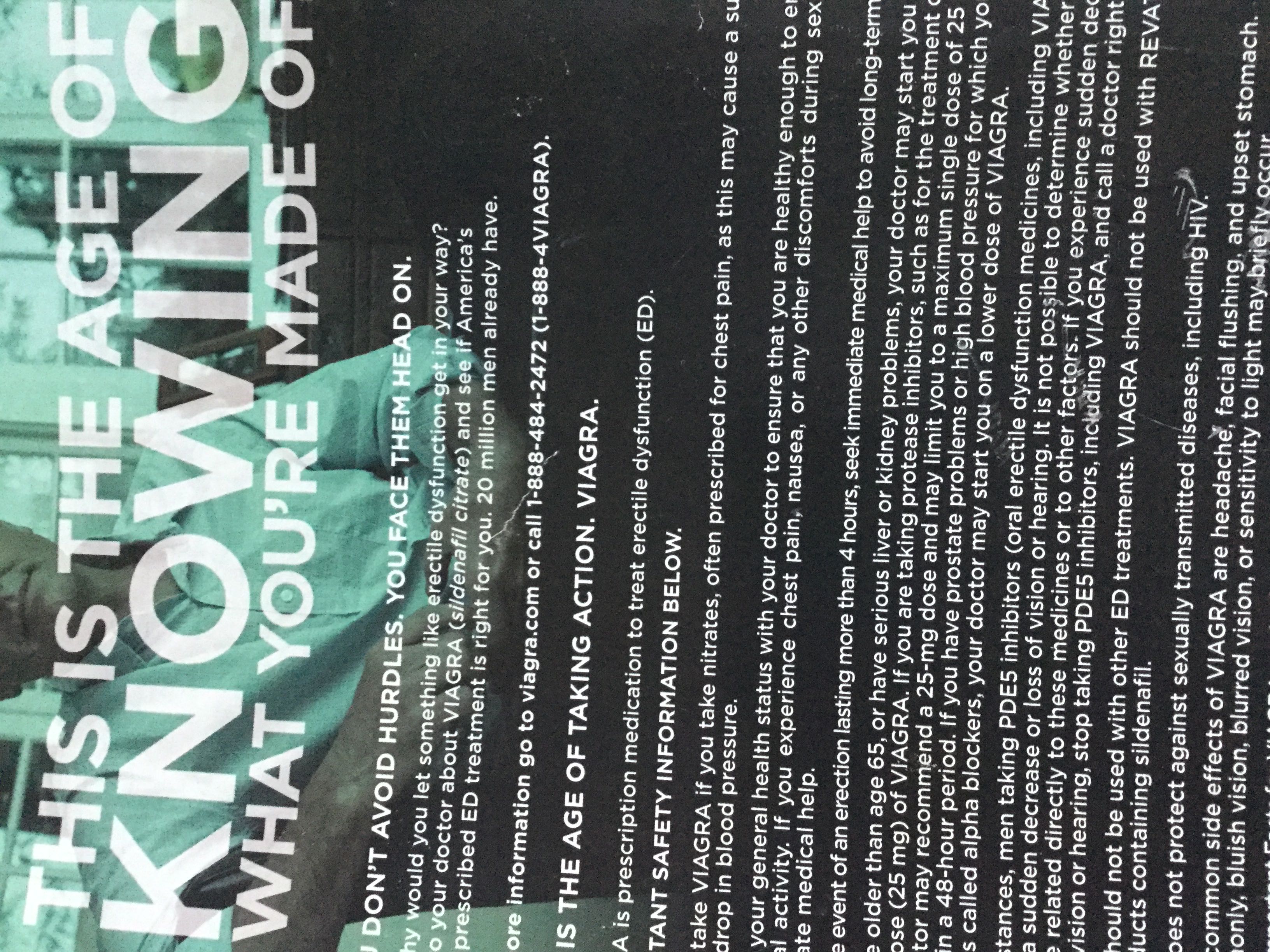 Sports Illustrated  (December) magazine collectible - Main Image 2